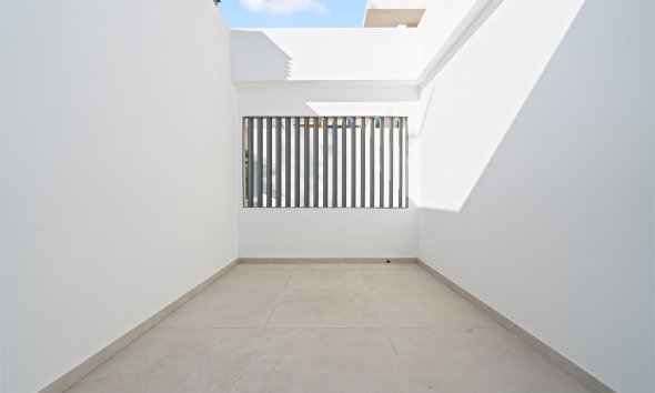 Nybyggeri - Villa -
Benidorm