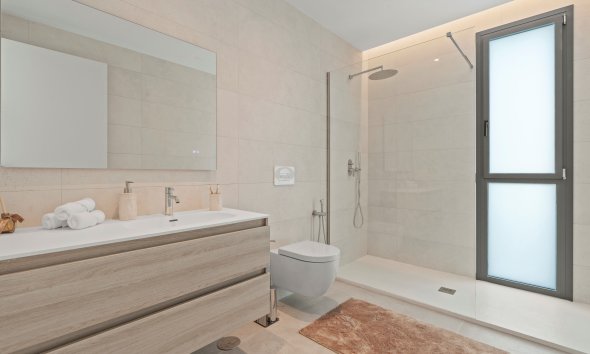 Nybyggeri - Villa -
Benidorm
