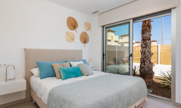 Nybyggeri - high-bungalow -
Dolores