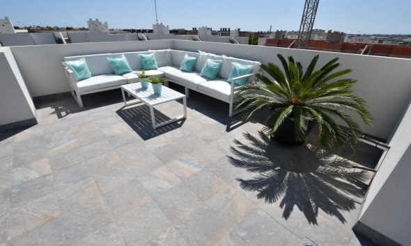 Nybyggeri - low-bungalow -
San Miguel de Salinas