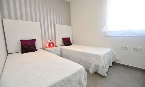 Nybyggeri - high-bungalow -
San Miguel de Salinas