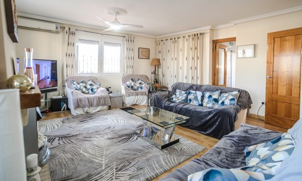 Gensalg - Villa -
Torrevieja - LOS BALCONES - LOS ALTOS