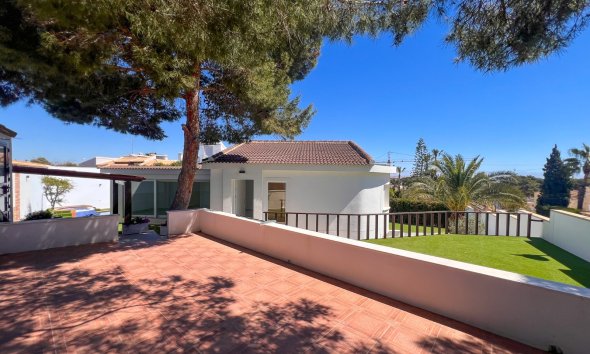 Gensalg - Villa -
Torrevieja - Los Balcones