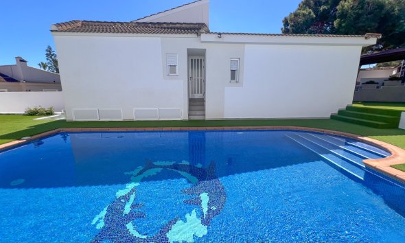 Gensalg - Villa -
Torrevieja - Los Balcones