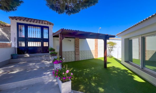 Gensalg - Villa -
Torrevieja - Los Balcones