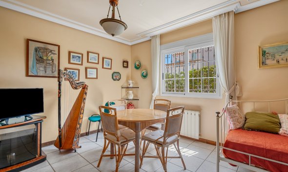 Gensalg - Villa -
Torrevieja - La Mata