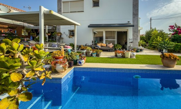 Gensalg - Villa -
Torrevieja - Torreta - Florida
