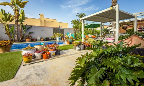 Gensalg - Villa -
Torrevieja - Torreta - Florida