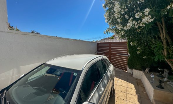 Gensalg - Rækkehus -
Torrevieja - Los Balcones