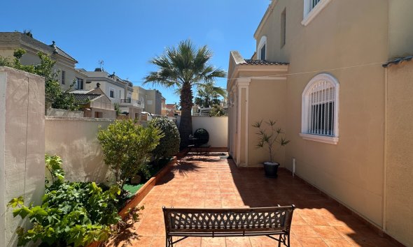 Gensalg - Villa -
Torrevieja - Nueva Torrevieja