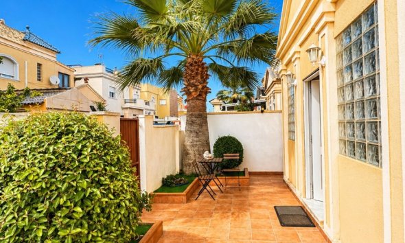 Gensalg - Villa -
Torrevieja - Nueva Torrevieja