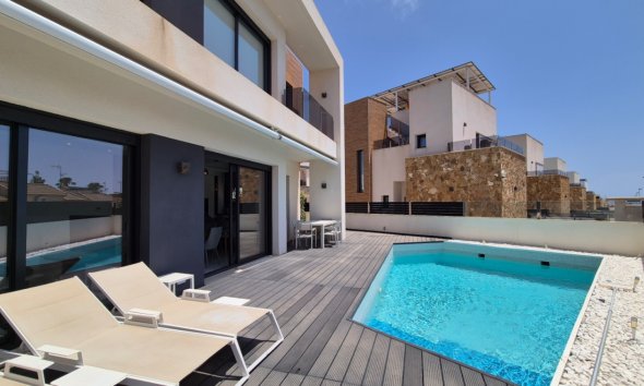 Gensalg - Villa -
Torrevieja - Costa Blanca