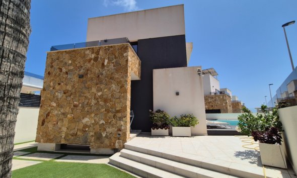 Gensalg - Villa -
Torrevieja - Costa Blanca
