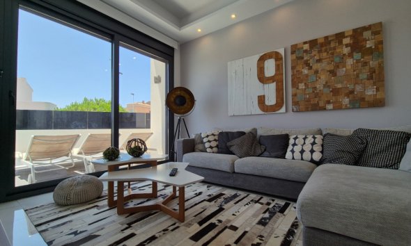 Gensalg - Villa -
Torrevieja - Costa Blanca