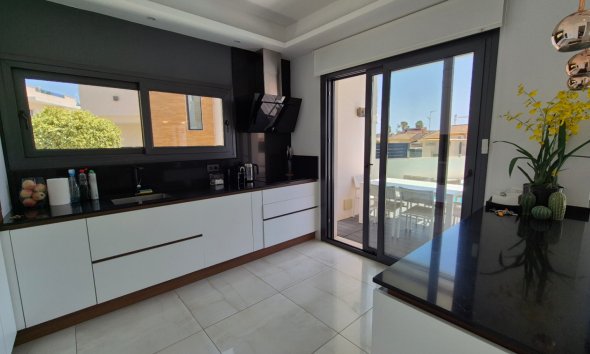 Gensalg - Villa -
Torrevieja - Costa Blanca