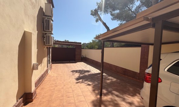 Gensalg - Villa -
Torrevieja - Costa Blanca