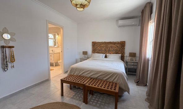 Gensalg - Villa -
Torrevieja - Costa Blanca