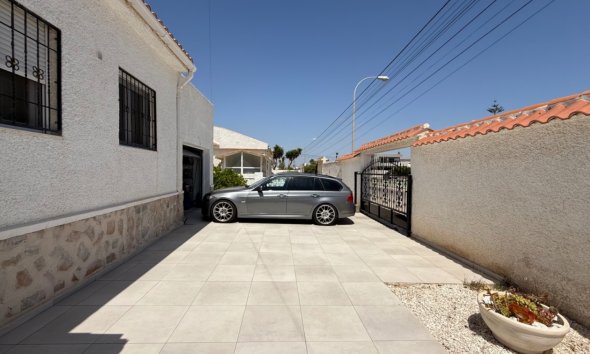 Gensalg - Villa -
Torrevieja - Costa Blanca