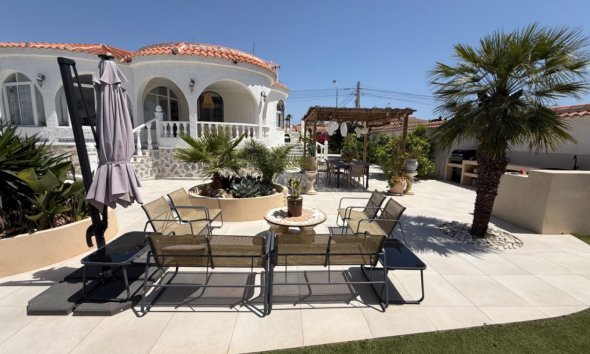 Gensalg - Villa -
Torrevieja - Costa Blanca