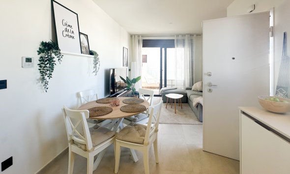 Gensalg - Rækkehus -
Torrevieja - Los Balcones