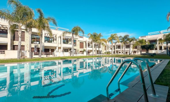 Gensalg - Rækkehus -
Torrevieja - Los Balcones
