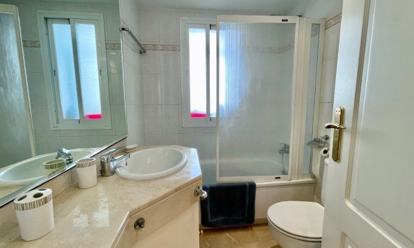 Gensalg - apartment -
Marbella - Puerto Banús