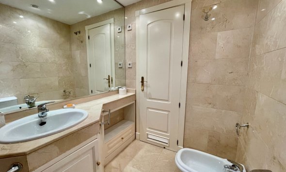 Gensalg - apartment -
Marbella - Puerto Banús
