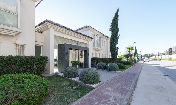 Gensalg - apartment -
Benahavis - La Quinta