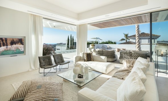 Resale - Villa -
Benahavis - La Quinta