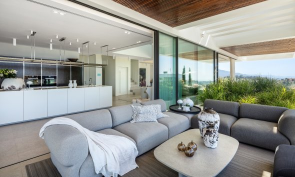 Resale - Villa -
Benahavis - La Quinta