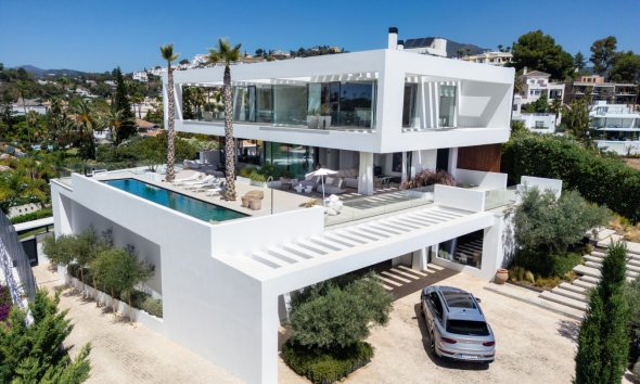 Resale - Villa -
Benahavis - La Quinta