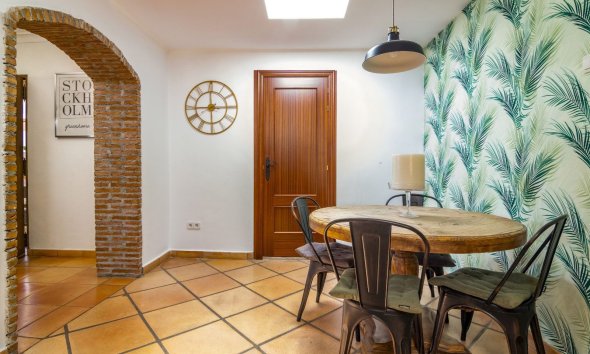 Resale - Villa -
Benahavis - La Quinta