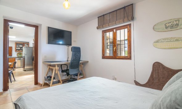 Resale - Villa -
Benahavis - La Quinta