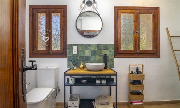 Resale - Villa -
Benahavis - La Quinta