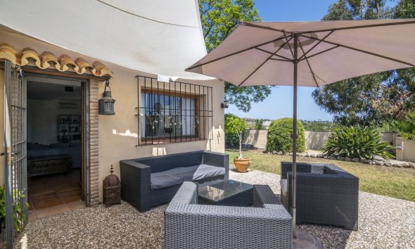 Resale - Villa -
Benahavis - La Quinta