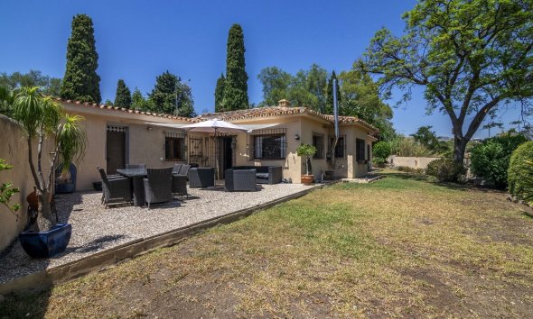 Resale - Villa -
Benahavis - La Quinta