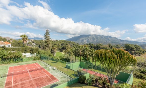Gensalg - Rækkehus -
Marbella - Nueva Andalucía