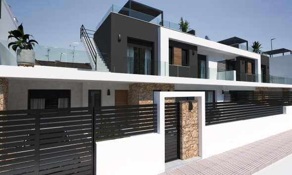 Resale - Land -
Los Montesinos
