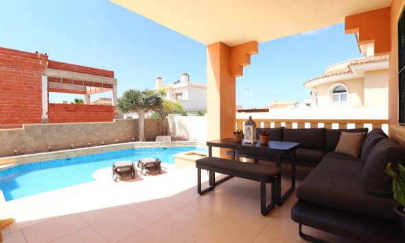Gensalg - Villa -
Ciudad Quesada - La Fiesta