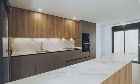 Nybyggeri - Penthouse -
Redován