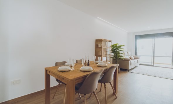 Nybyggeri - Penthouse -
Redován