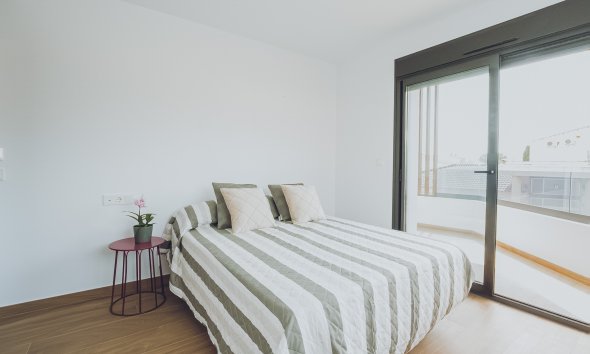 Nybyggeri - Penthouse -
Redován