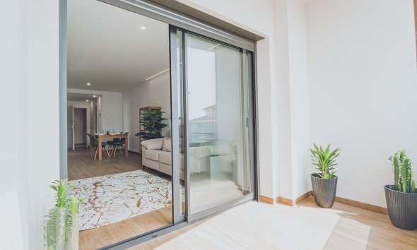 Nybyggeri - Penthouse -
Redován