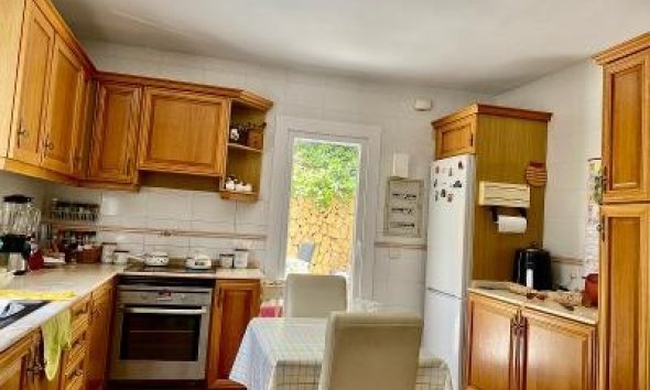 Resale - Villa -
Altea - Marina Baja