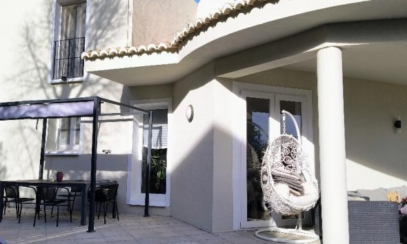 Resale - Villa -
Altea - Marina Baja