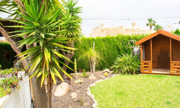 Resale - Villa -
Orihuela Costa - Cabo Roig