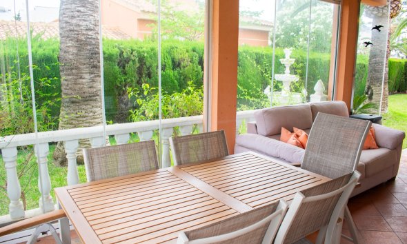 Resale - Villa -
Orihuela Costa - Cabo Roig