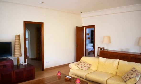 Resale - Villa -
Orihuela Costa - Cabo Roig