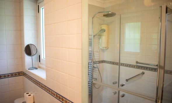 Resale - Villa -
Orihuela Costa - Cabo Roig