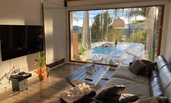 Resale - Villa -
Algorfa - La finca Golf